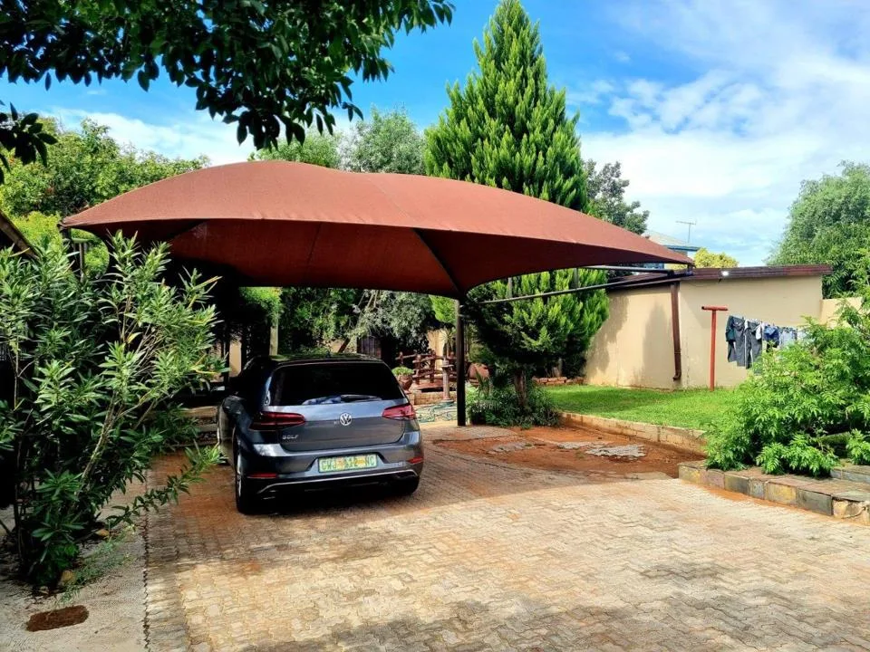3 Bedroom House for sale in New Park