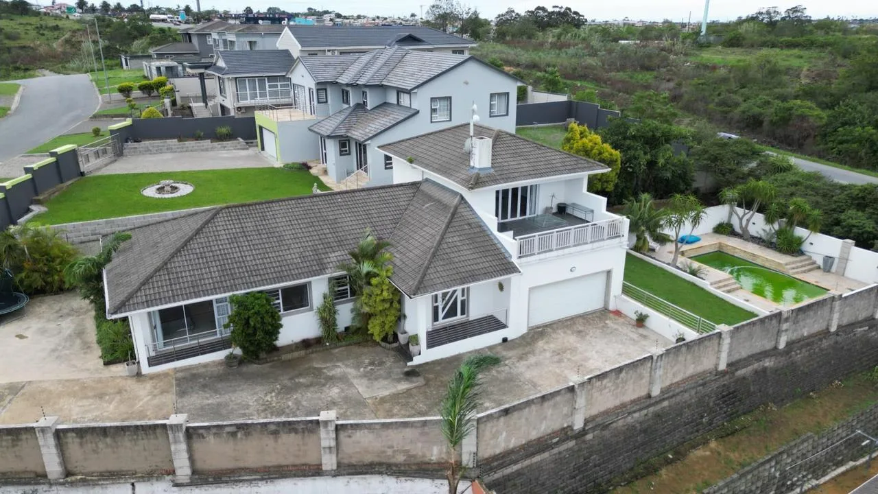 3 Bedroom House for sale in Nahoon Valley Park