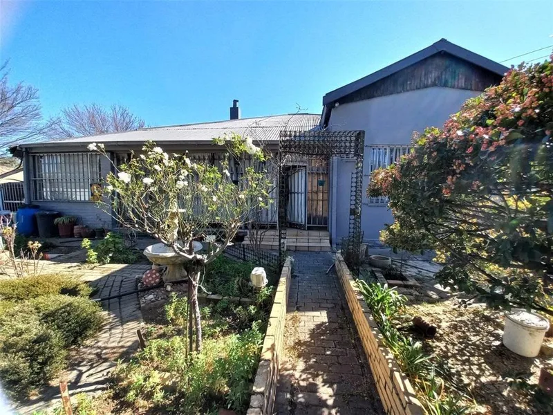 3 Bedroom House for sale in Hilton