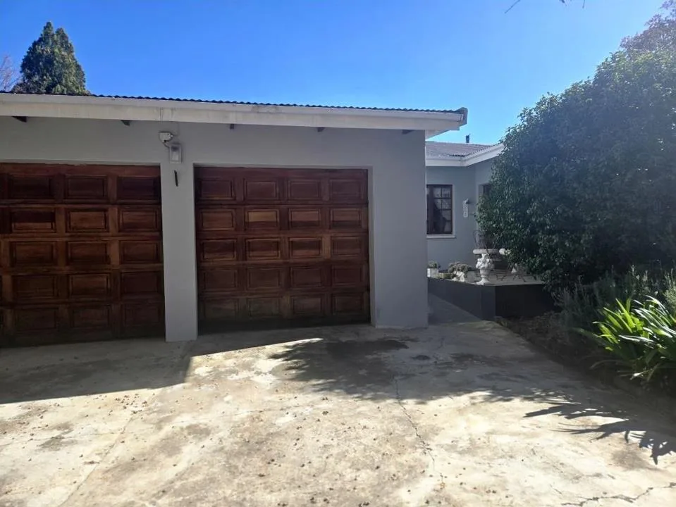 3 Bedroom House for sale in Panorama