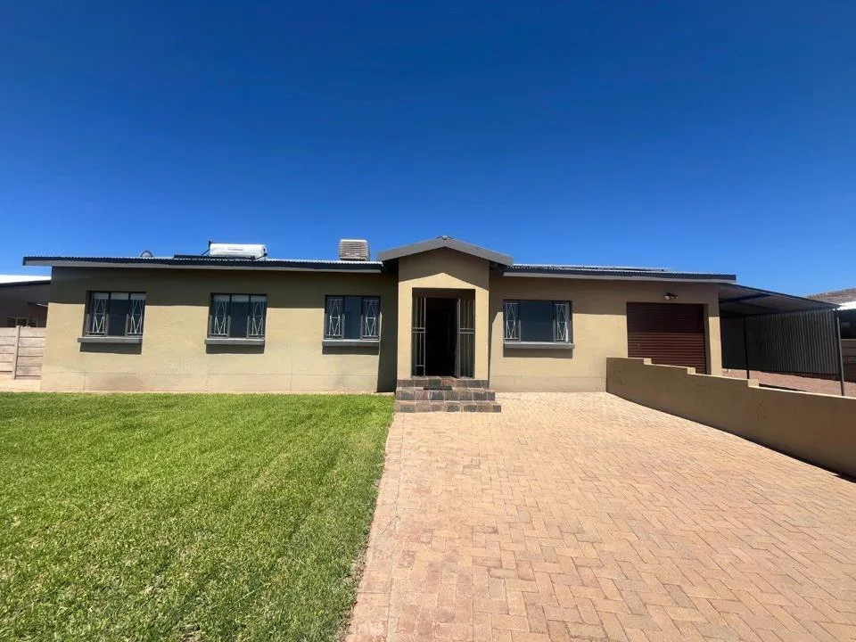 4 Bedroom House for sale in Keidebees