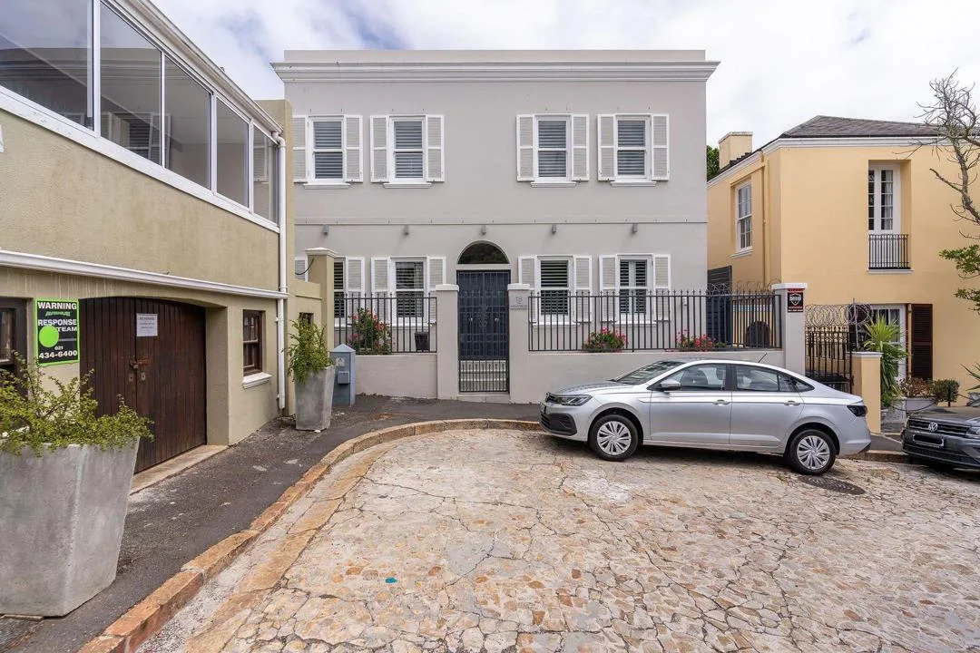 2 Bedroom House to rent in Green Point