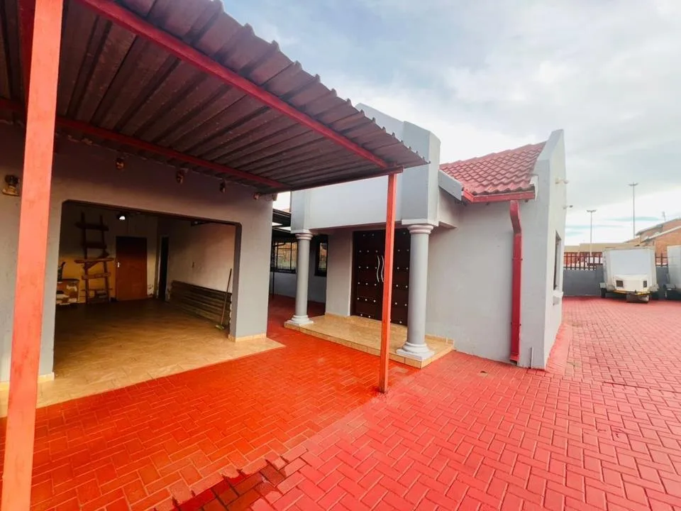 3 Bedroom House to rent in Mountain View