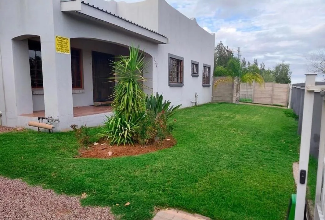 3 Bedroom House for sale in Keidebees