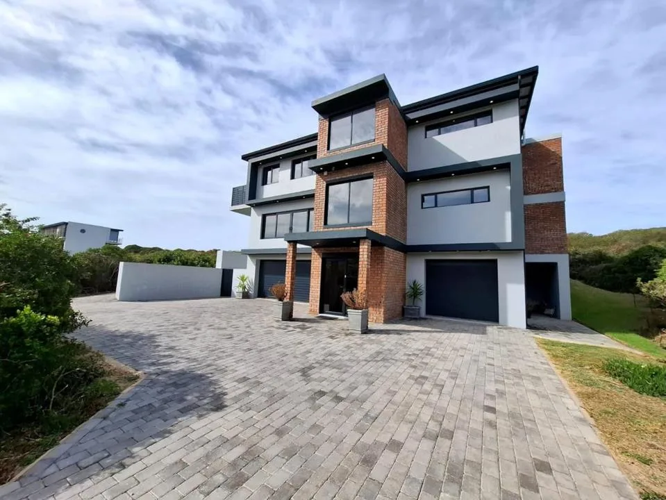 4 Bedroom House to rent in Dana Bay