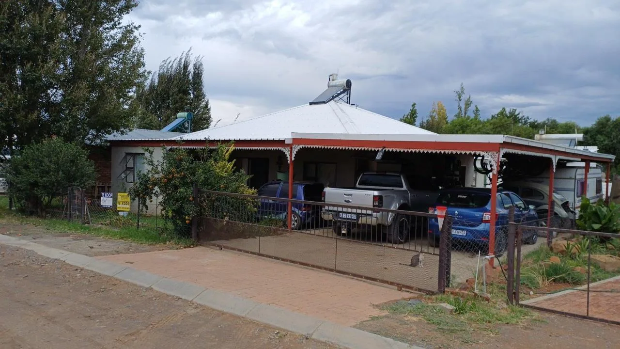 2 Bedroom House for sale in Orania