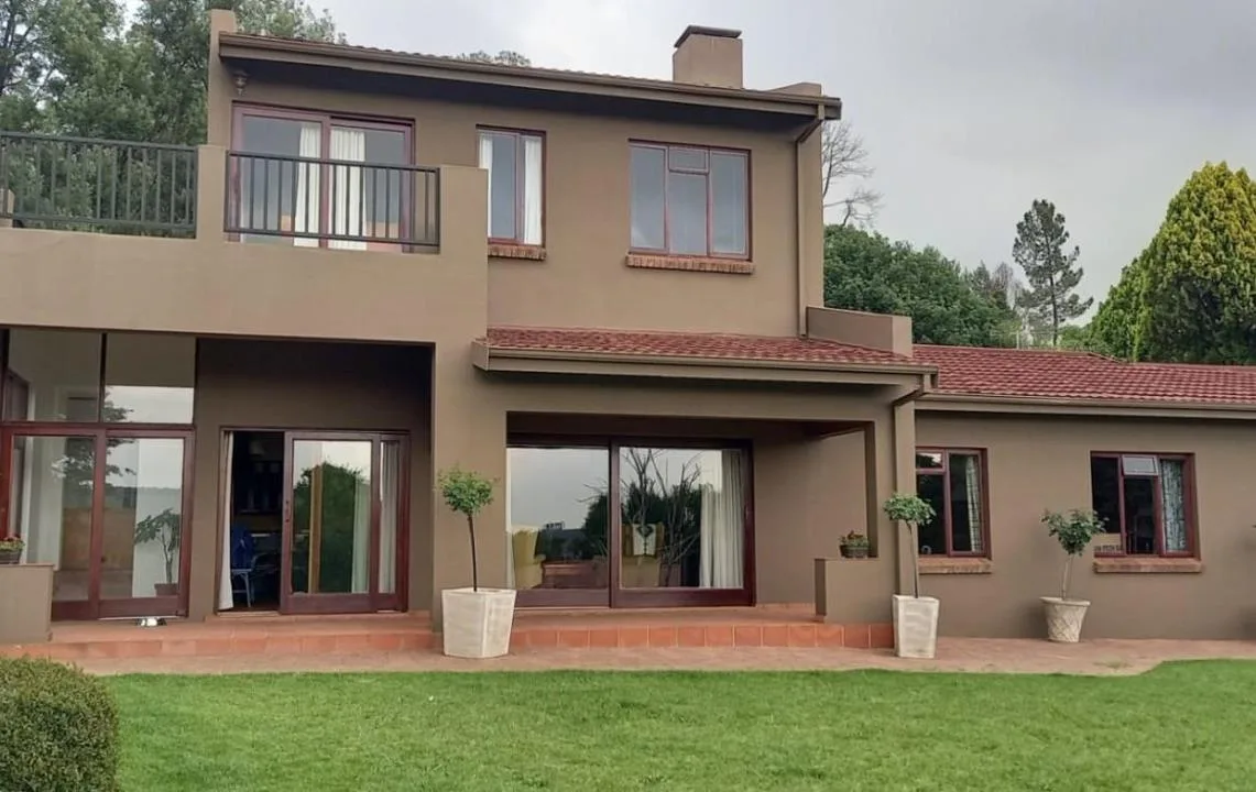 4 Bedroom House for sale in Kings Hill