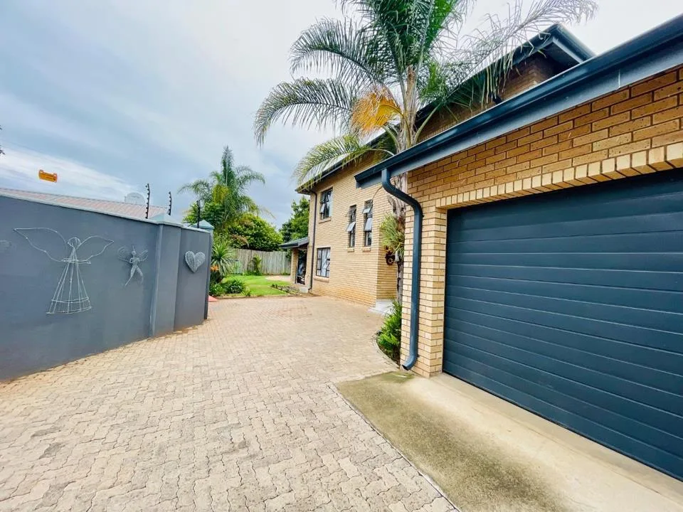 3 Bedroom House for sale in Capricorn