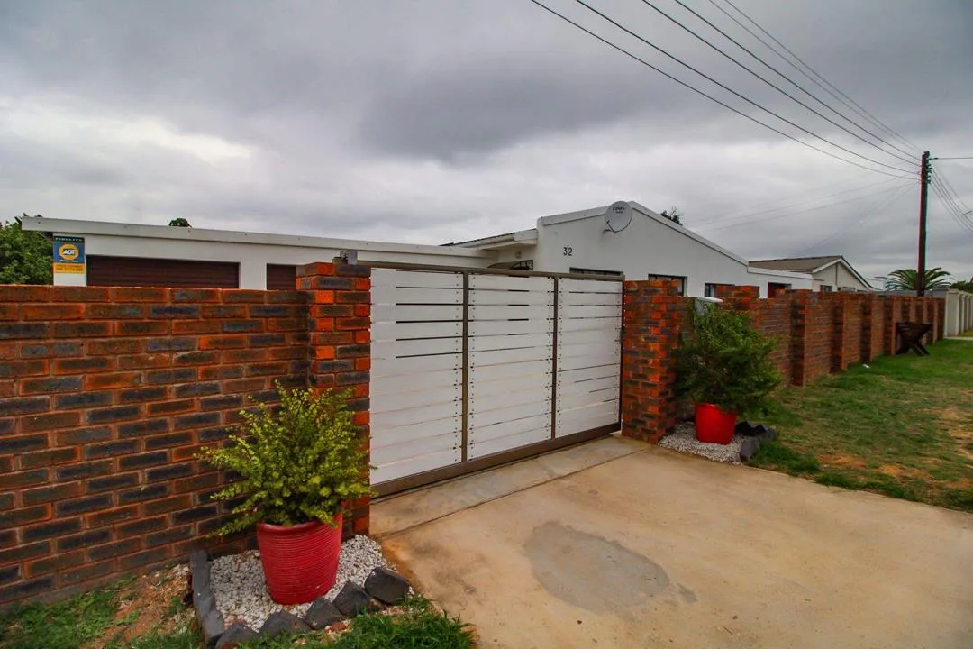 3 Bedroom House for sale in Retief