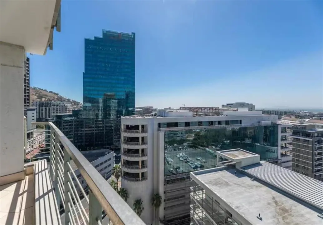 2 Bedroom Apartment / flat to rent in Cape Town City Centre
