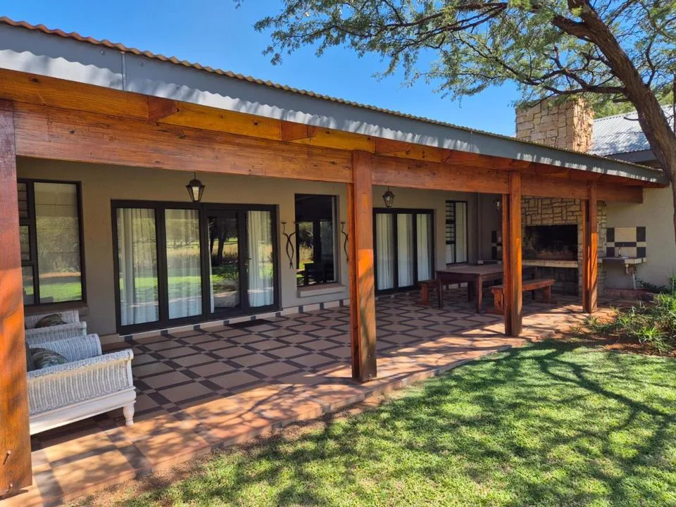 5 Bedroom House for sale in Kathu