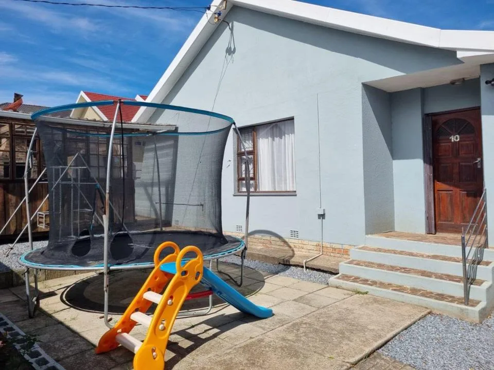 4 Bedroom House to rent in Sunnyridge
