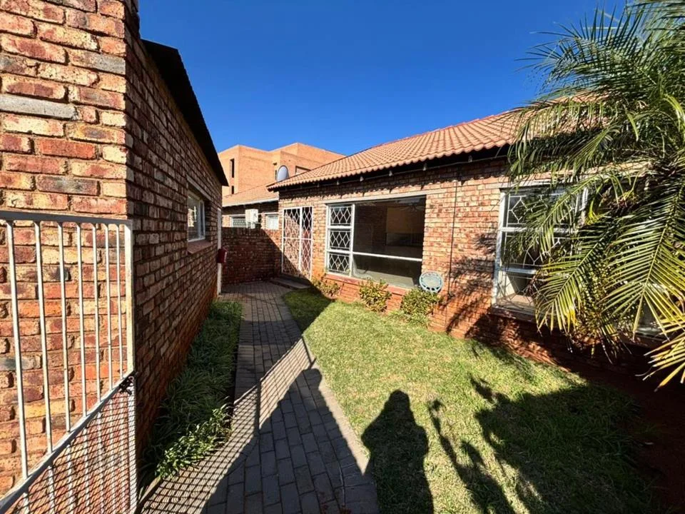 2 Bedroom Townhouse for sale in New Park