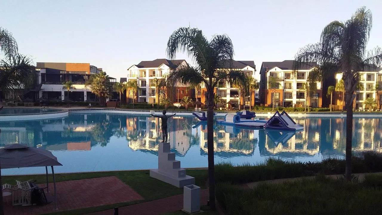3 Bedroom Apartment / flat to rent in Willow Park Manor