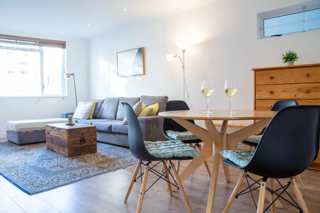 2 Bedroom Apartment / flat to rent in Sea Point