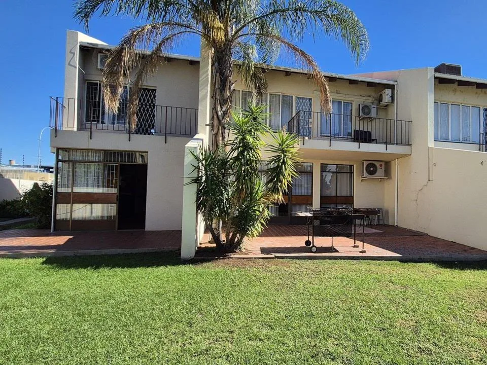 2 Bedroom Apartment / flat for sale in Middelpos