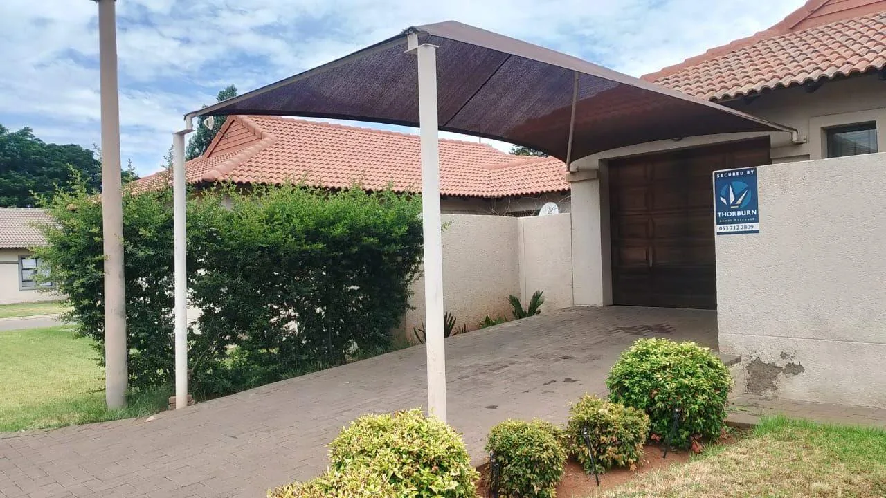 3 Bedroom House for sale in Kuruman
