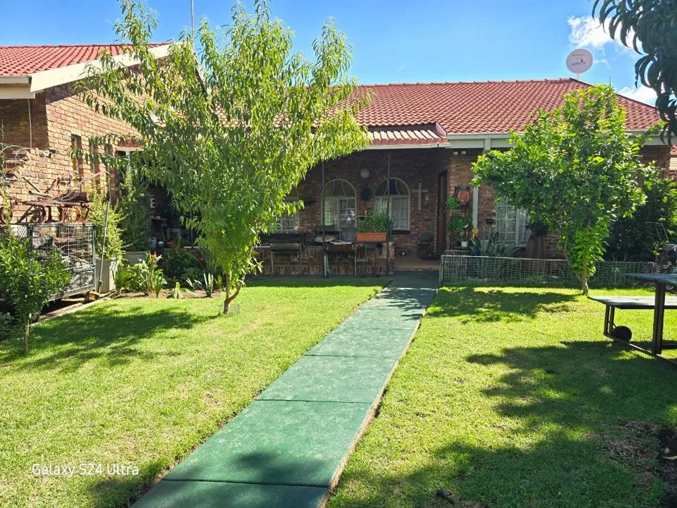 3 Bedroom Townhouse for sale in Parys