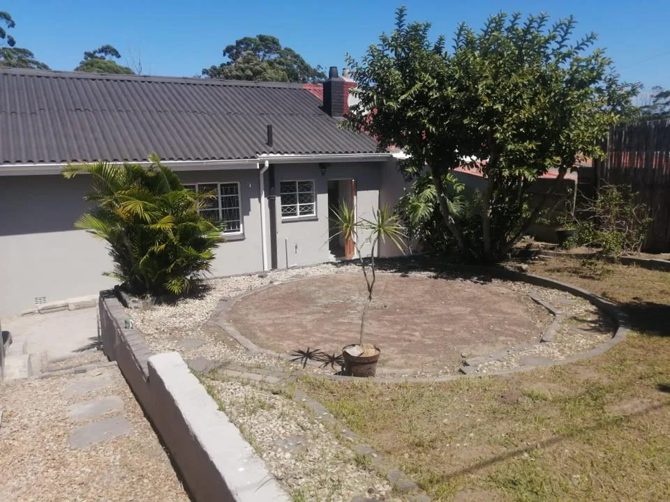 4 Bedroom House for sale in Stoneydrift