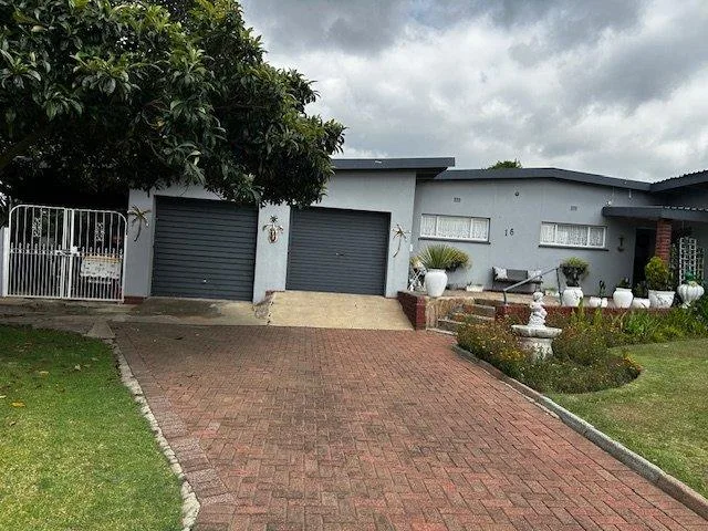 4 Bedroom House for sale in Bethal