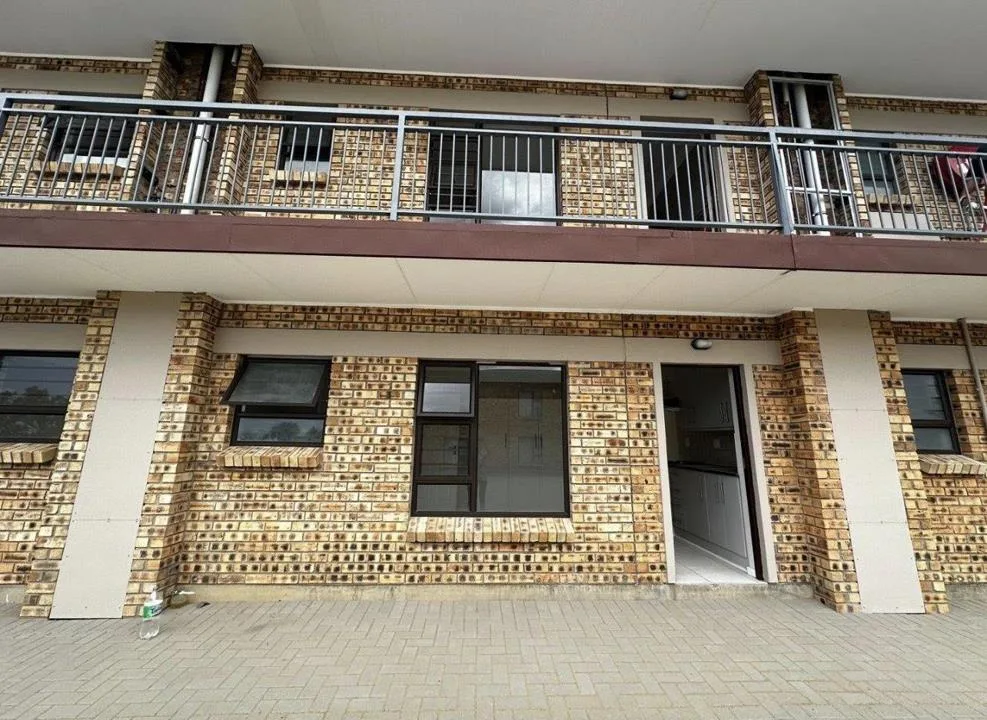 2 Bedroom Apartment / flat for sale in Lourierpark