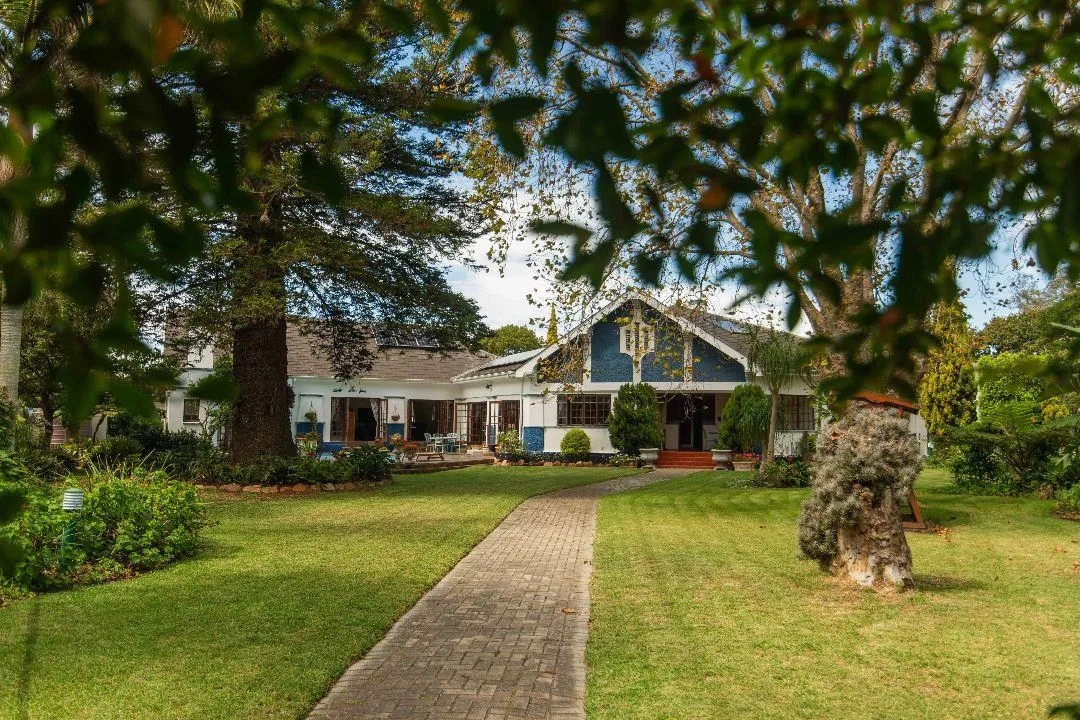4 Bedroom House for sale in Mill Park