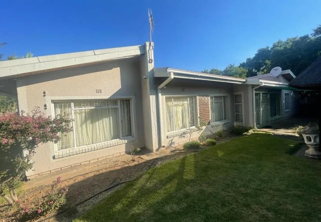 3 Bedroom House for sale in Ficksburg