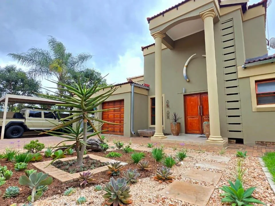 3 Bedroom House for sale in Bendor