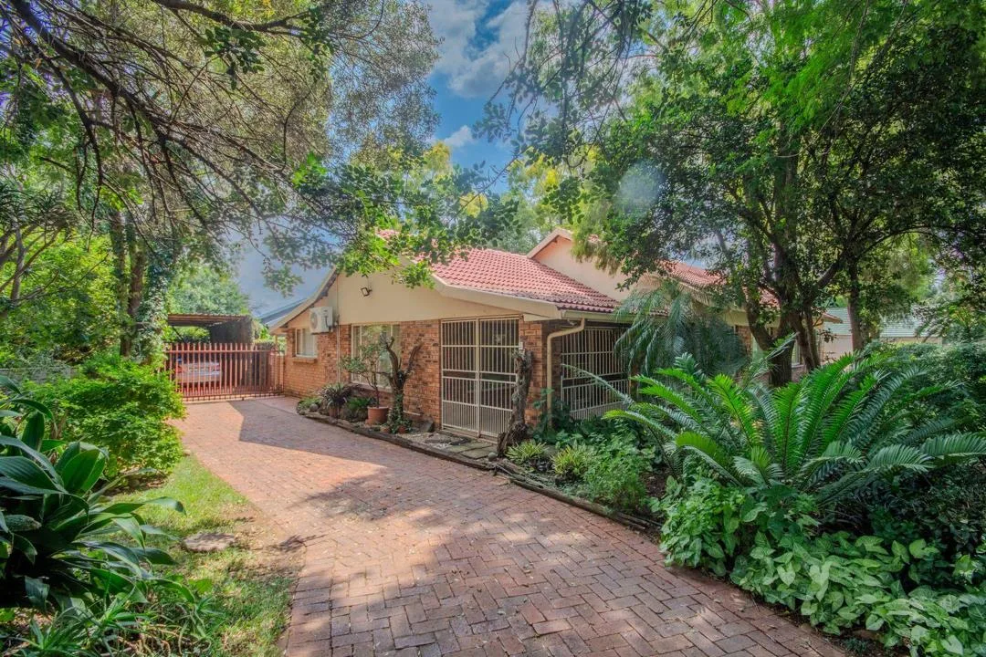 3 Bedroom House for sale in Ifafi