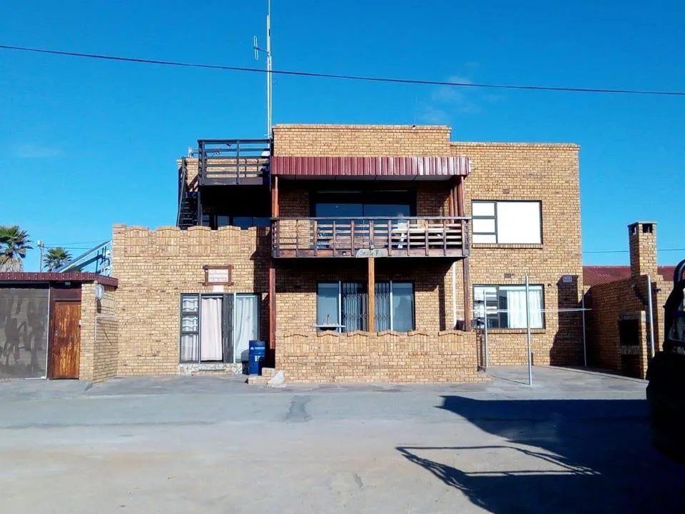 5 Bedroom House for sale in McDougall's Bay