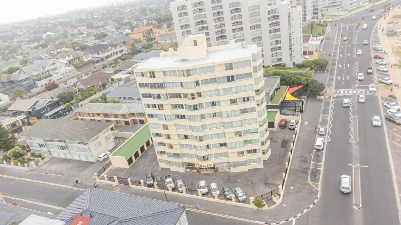 2 Bedroom Apartment / flat to rent in Strand North