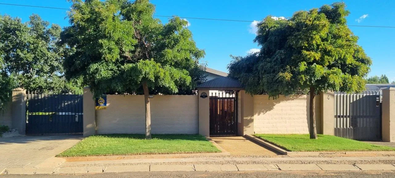 3 Bedroom House for sale in South Ridge
