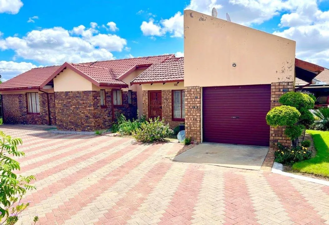 3 Bedroom House for sale in Seshego D