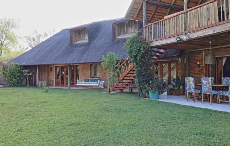 5 Bedroom House for sale in Marloth Park