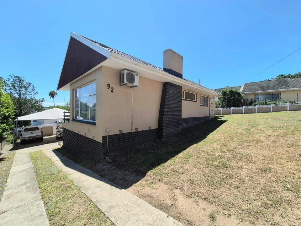 3 Bedroom House for sale in Amalinda