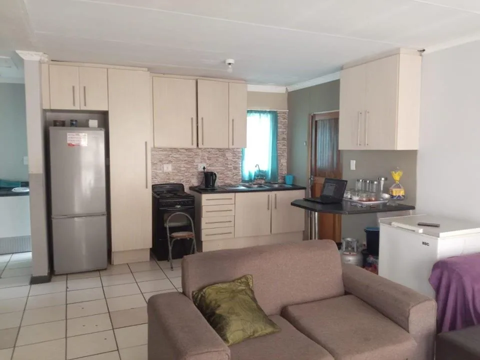 2 Bedroom House for sale in Vista Park