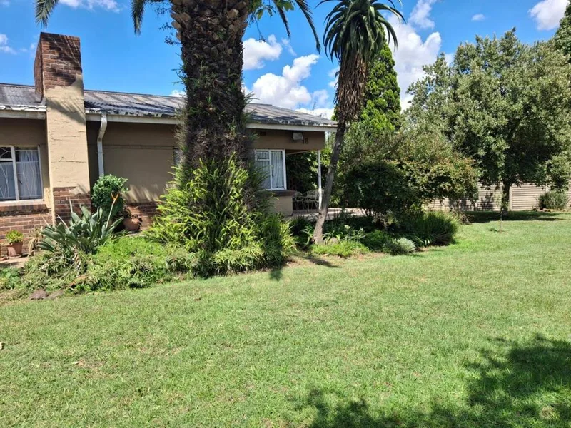 5 Bedroom House for sale in Witbank Ext 9