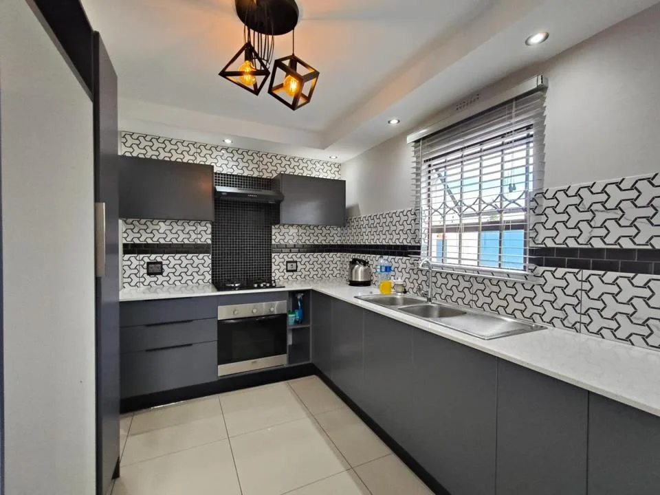 3 Bedroom House for sale in Ncambedlana