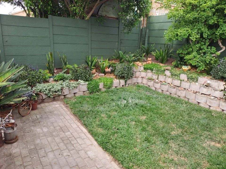 House to rent in Fraaiuitsig