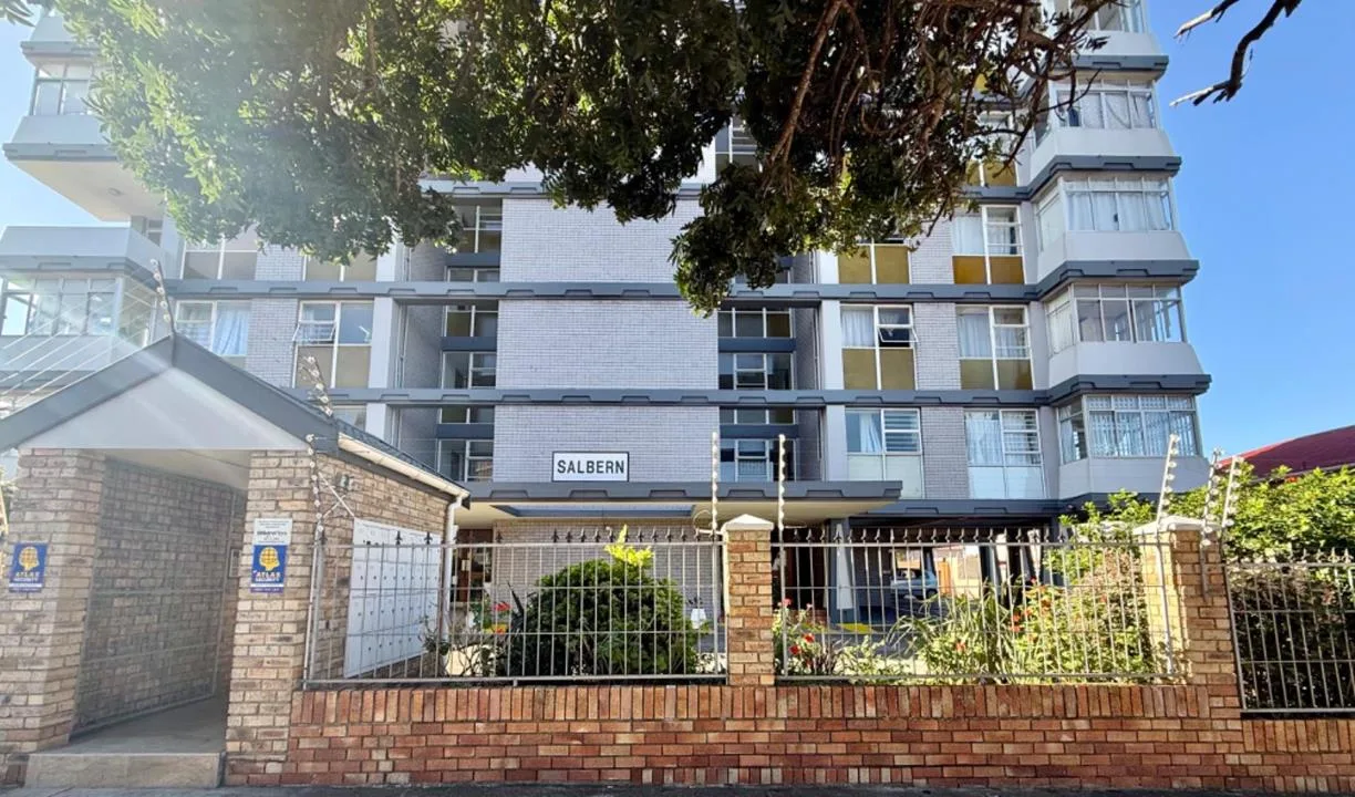 2 Bedroom Apartment / flat for sale in Richmond Hill