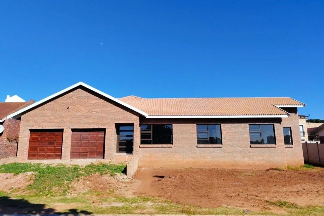 3 Bedroom House for sale in Wavecrest