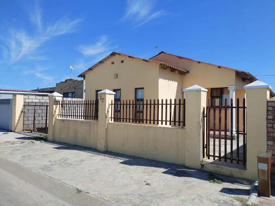 3 Bedroom House for sale in Motherwell Nu 4