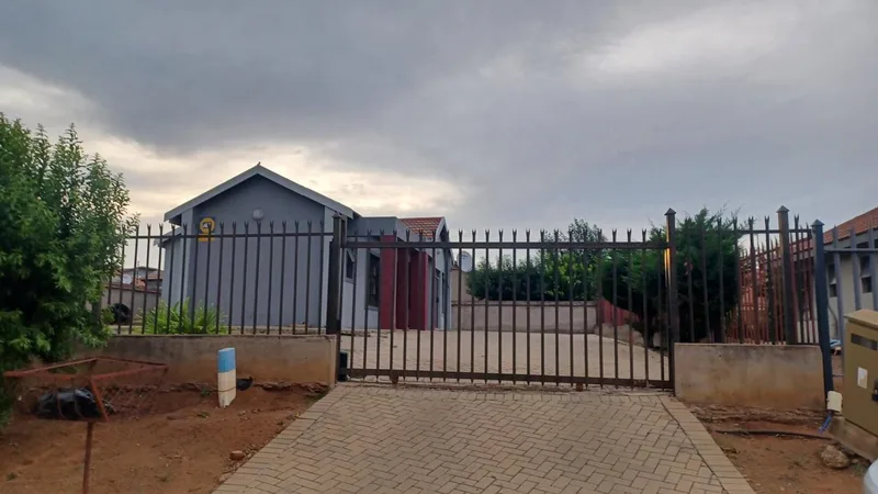2 Bedroom House to rent in Vista Park