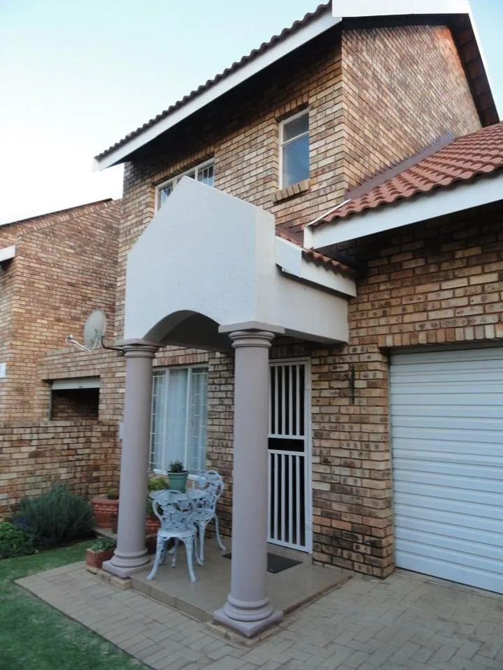 2 Bedroom Townhouse to rent in Baillie Park