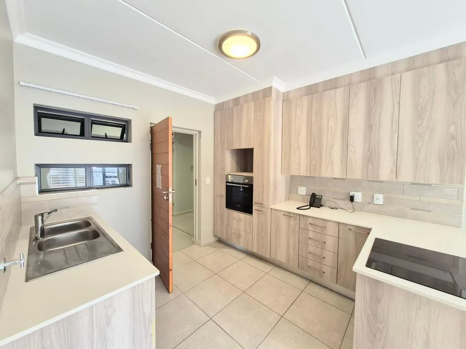 1 Bedroom Apartment / flat to rent in Waterkloof Marina Retirement Estate