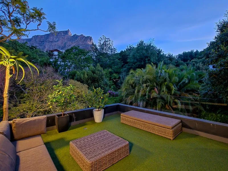 4 Bedroom House to rent in Higgovale