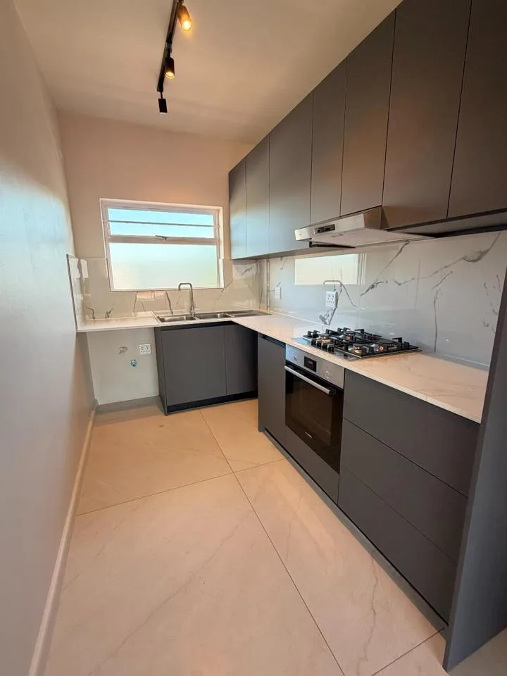 2 Bedroom Apartment / flat to rent in Somerset West Mall Triangle