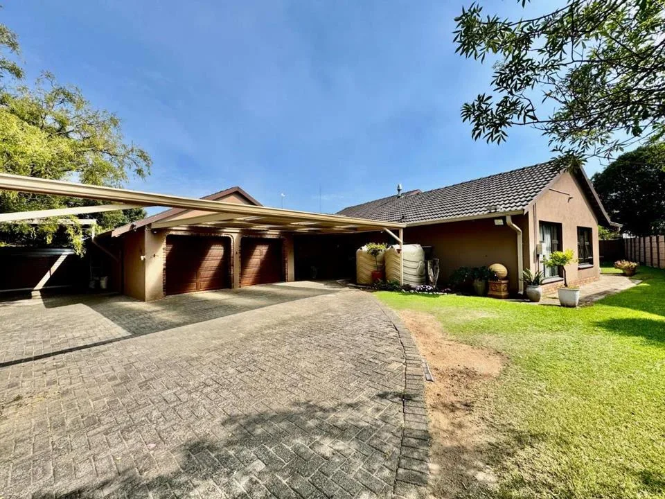 3 Bedroom House for sale in Secunda