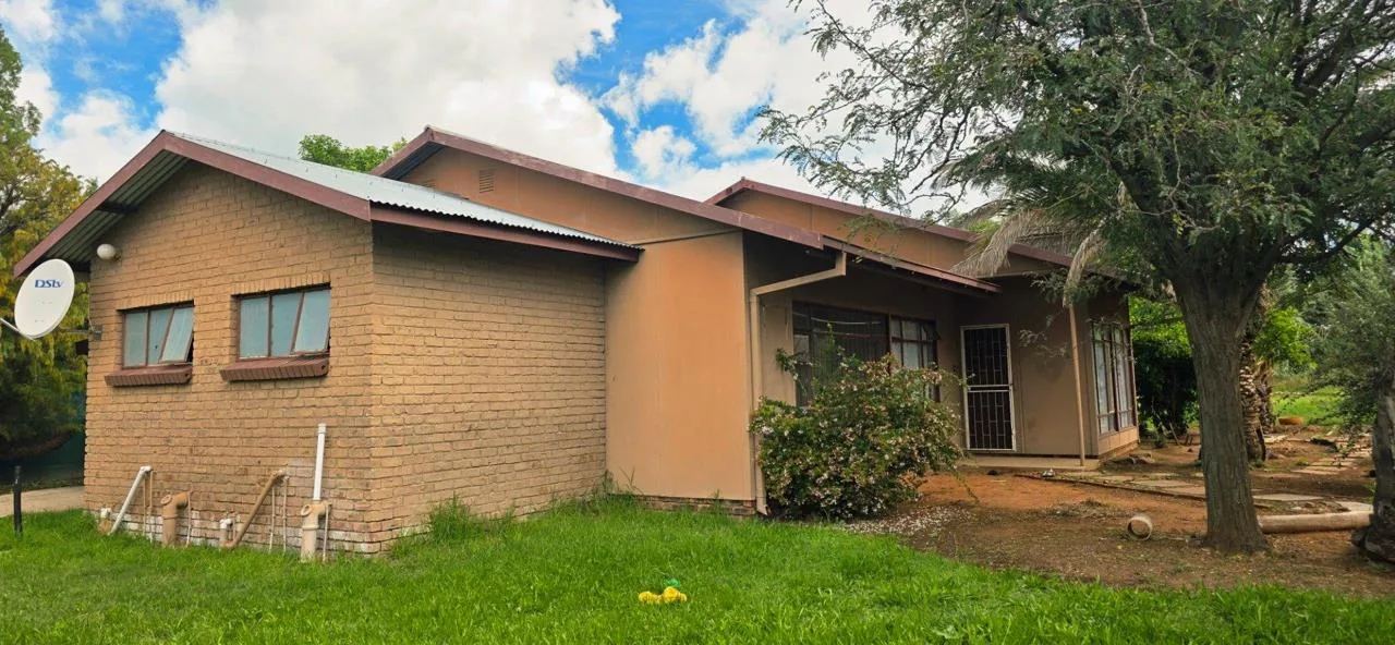 3 Bedroom House for sale in Dealesville