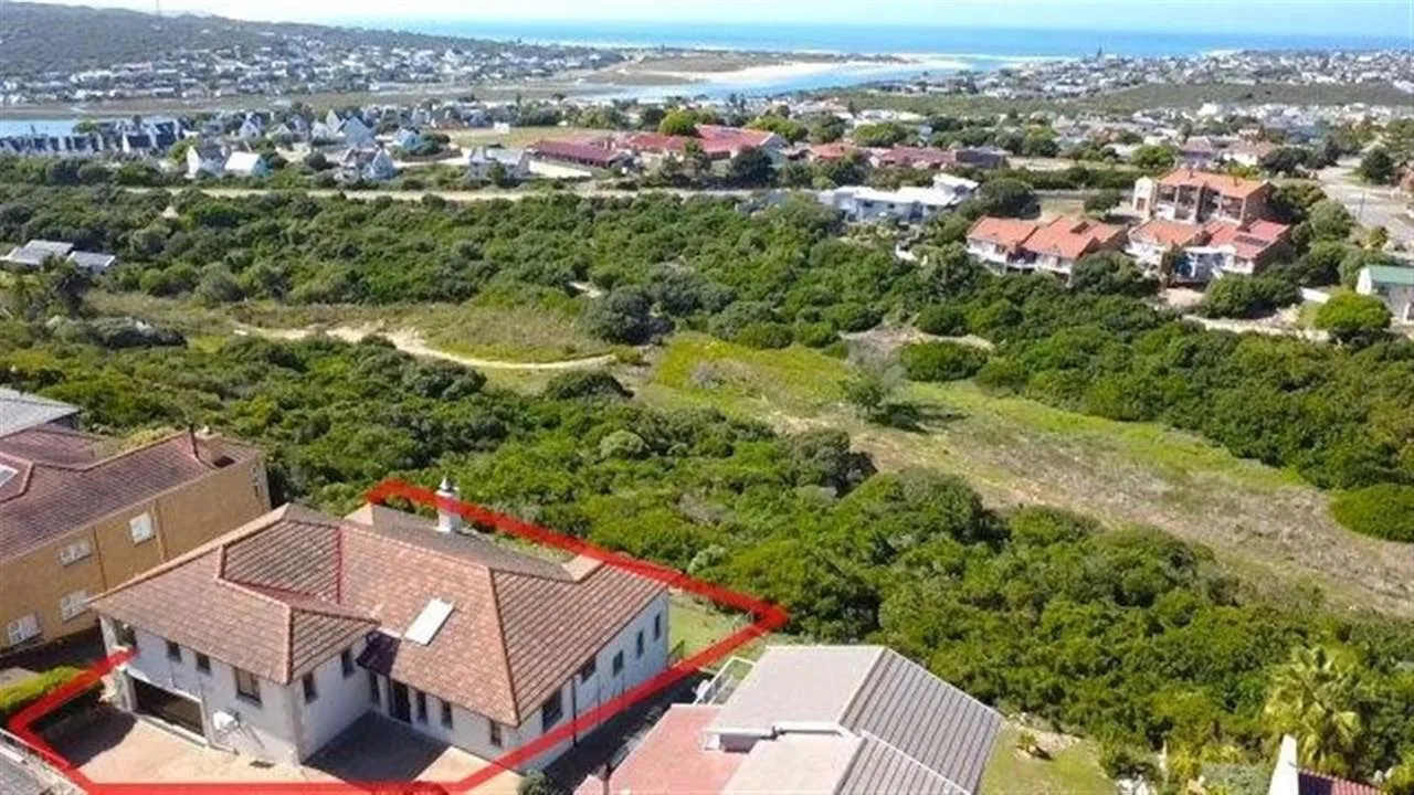 3 Bedroom House to rent in Stilbaai Wes